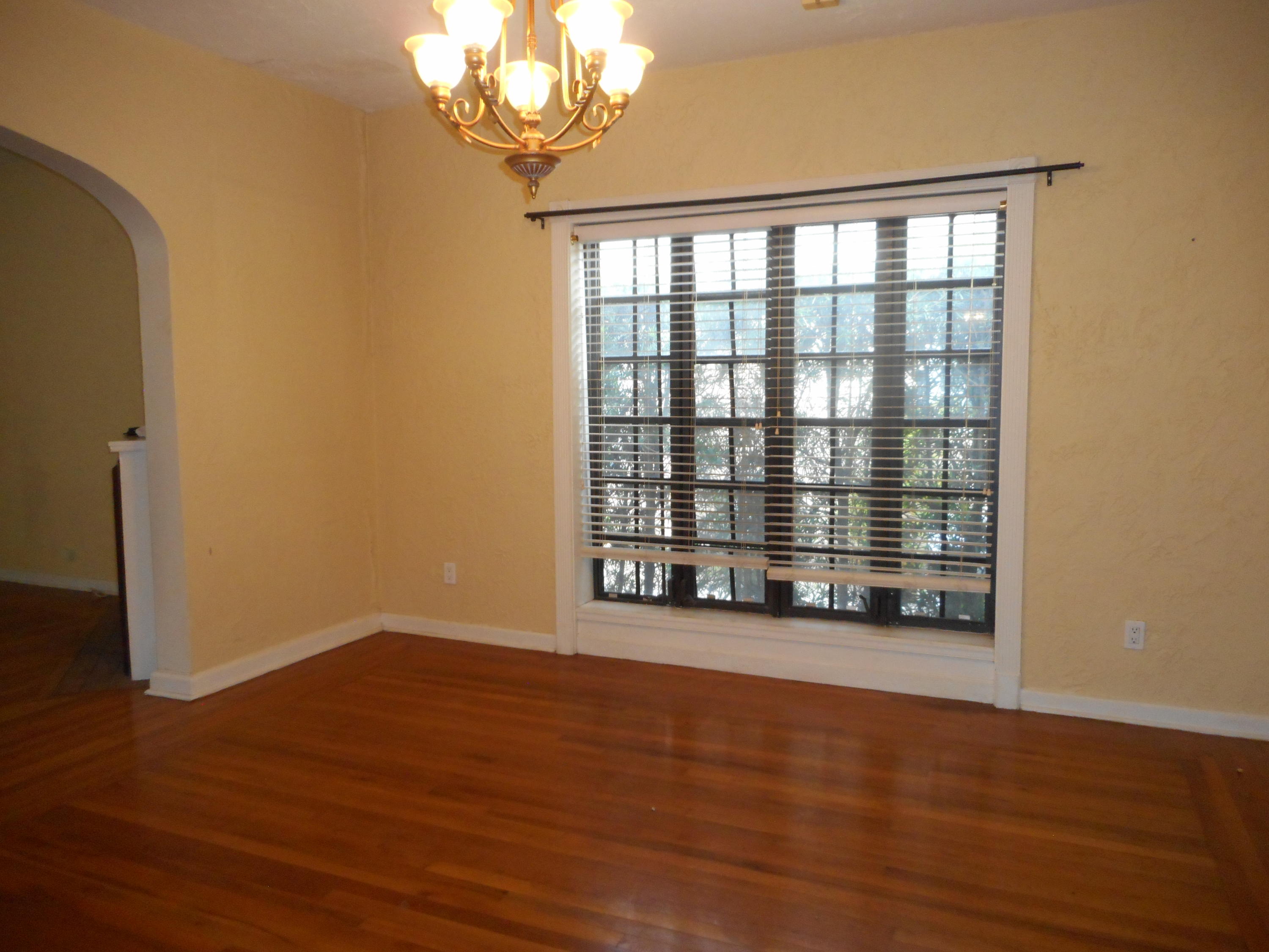 709 Avon Road West Palm Beach, FL 33401 - Photo 15 of 27 Dining Room