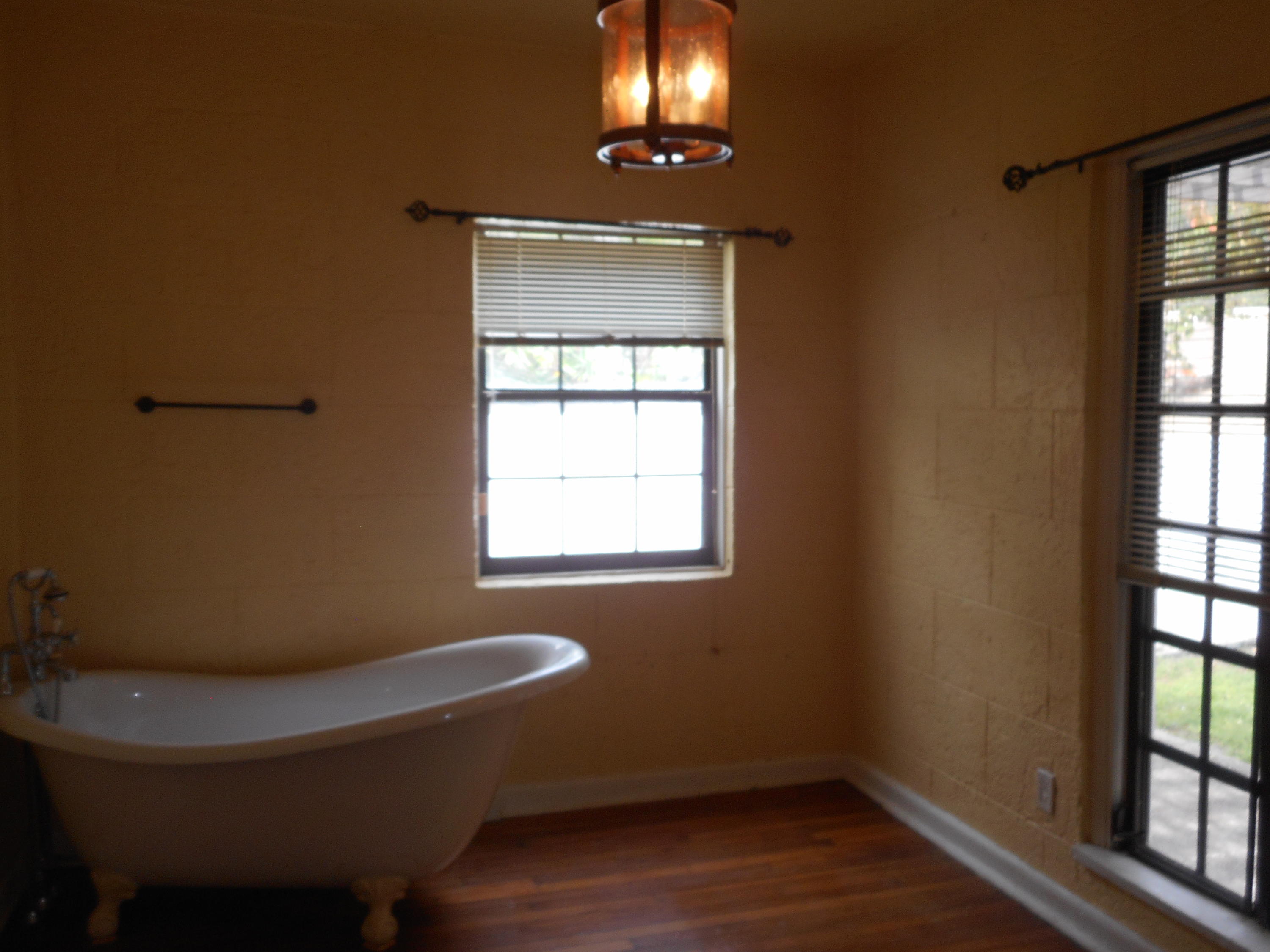 709 Avon Road West Palm Beach, FL 33401 - Photo 21 of 27 Master Bath