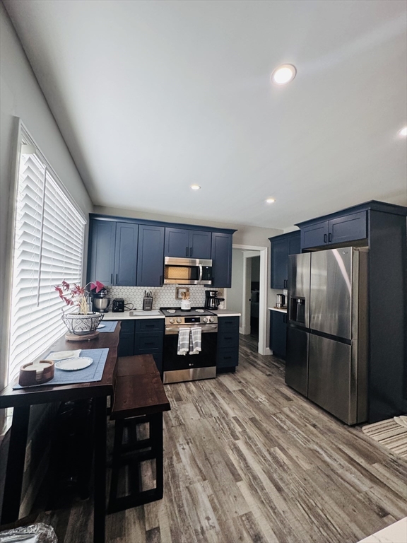 318-320 Goodwin Street Springfield, MA 01151 - Photo 11 of 42 Gallery Image 11