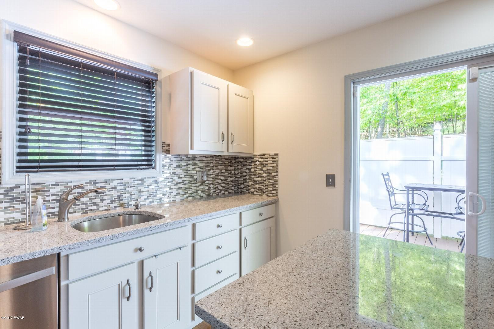 103 Price Street Bushkill, PA 18324 - Photo 8 of 21