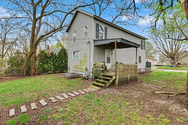 $115,000 | 225 East Pine Street, Paxton, IL 60957