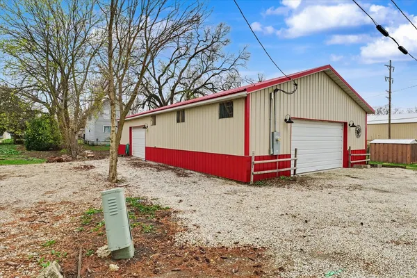 $115,000 | 225 East Pine Street, Paxton, IL 60957