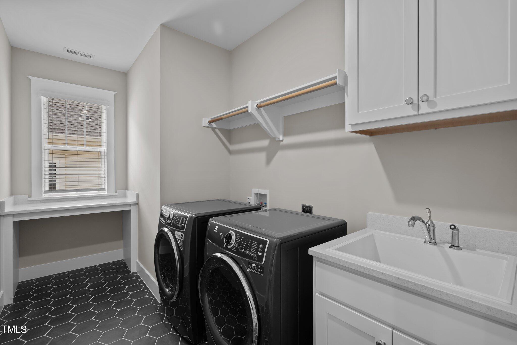 1007 Whitehall Circle Durham, NC 27713 - Photo 29 of 77 23-web-or-mls-_NFP1146