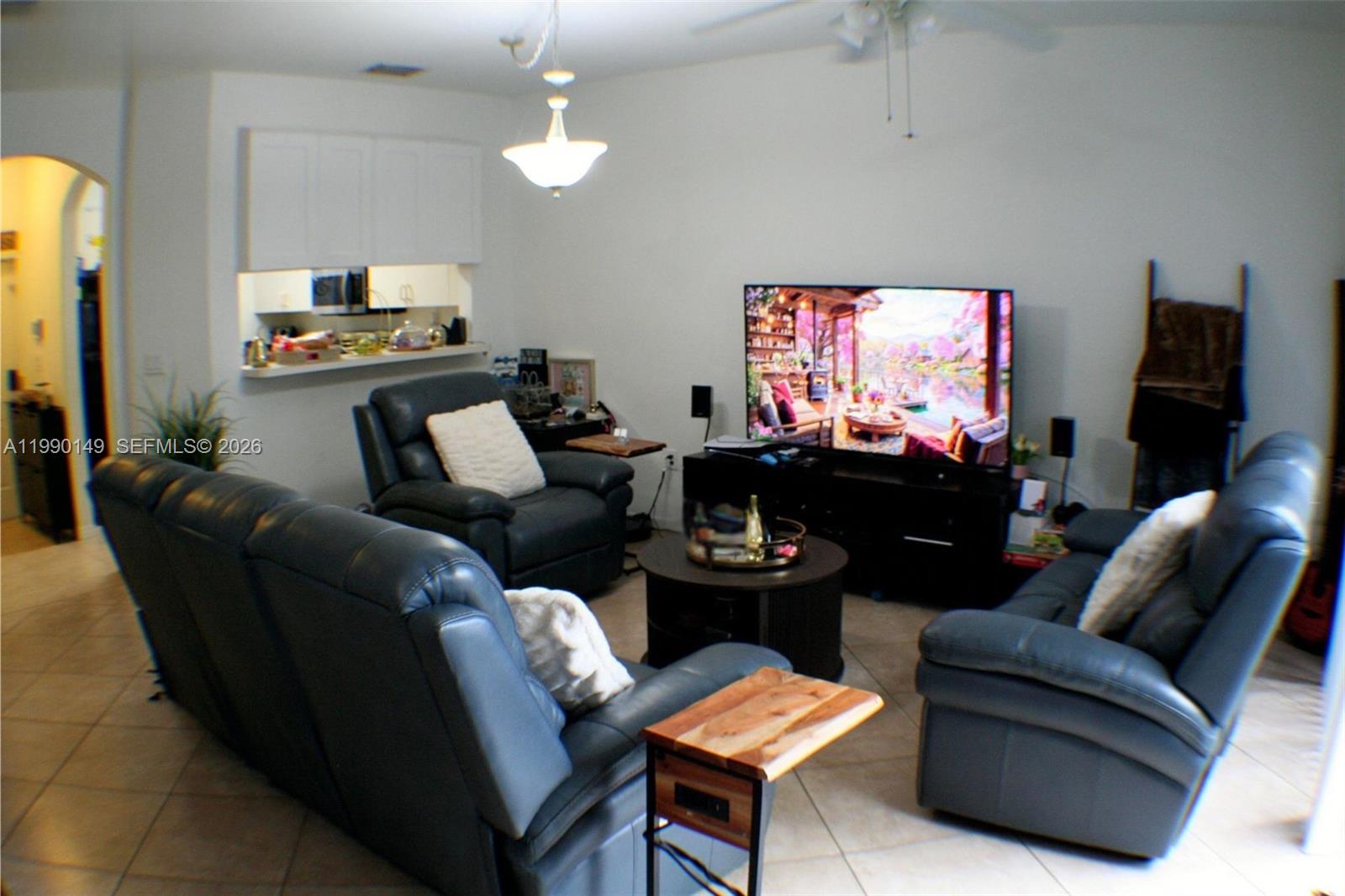 4964 Southwest 128th Avenue Miramar, FL 33027 - Photo 11 of 31