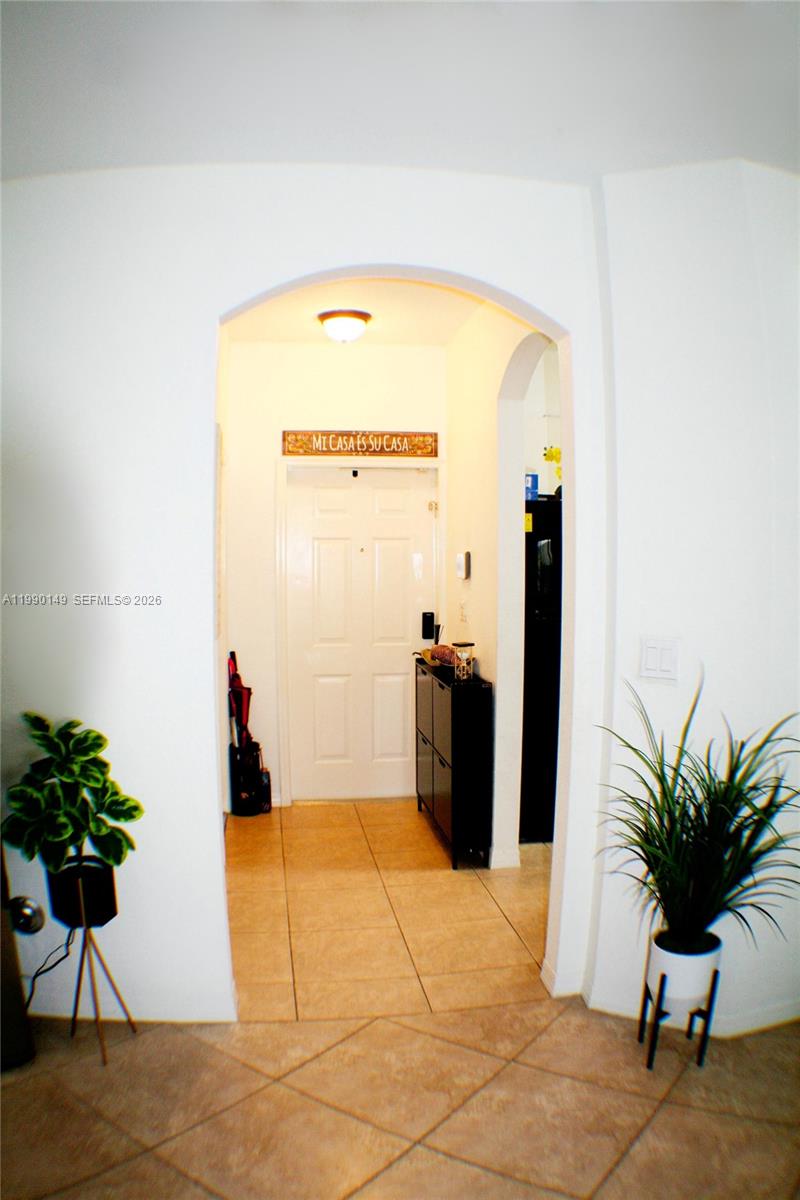 4964 Southwest 128th Avenue Miramar, FL 33027 - Photo 7 of 31 Entrance Hall