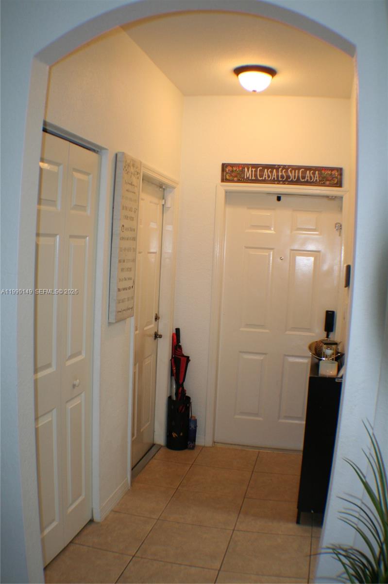 4964 Southwest 128th Avenue Miramar, FL 33027 - Photo 8 of 31 Entrance