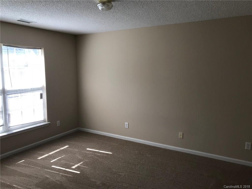 5214 Deerton Road Charlotte, NC 28269 - Photo 7 of 10