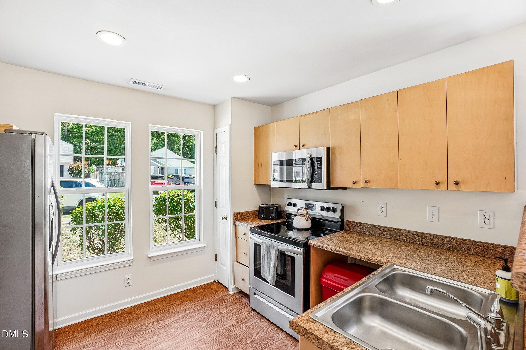 4026 Green Jacket Trail Raleigh, NC 27610 - Photo 10 of 26 13-web-or-mls-Green Jacket Trl-S0406-013
