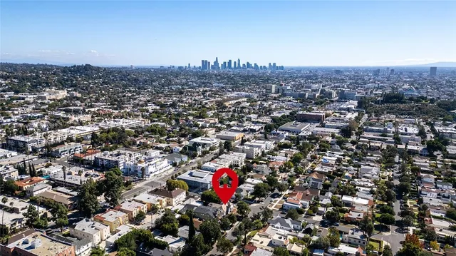 $2,075,000 | 2000 North New Hampshire Avenue, Los Feliz, CA 90027