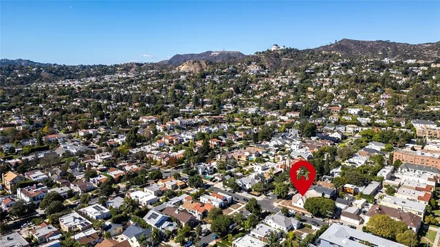 $2,075,000 | 2000 North New Hampshire Avenue, Los Feliz, CA 90027