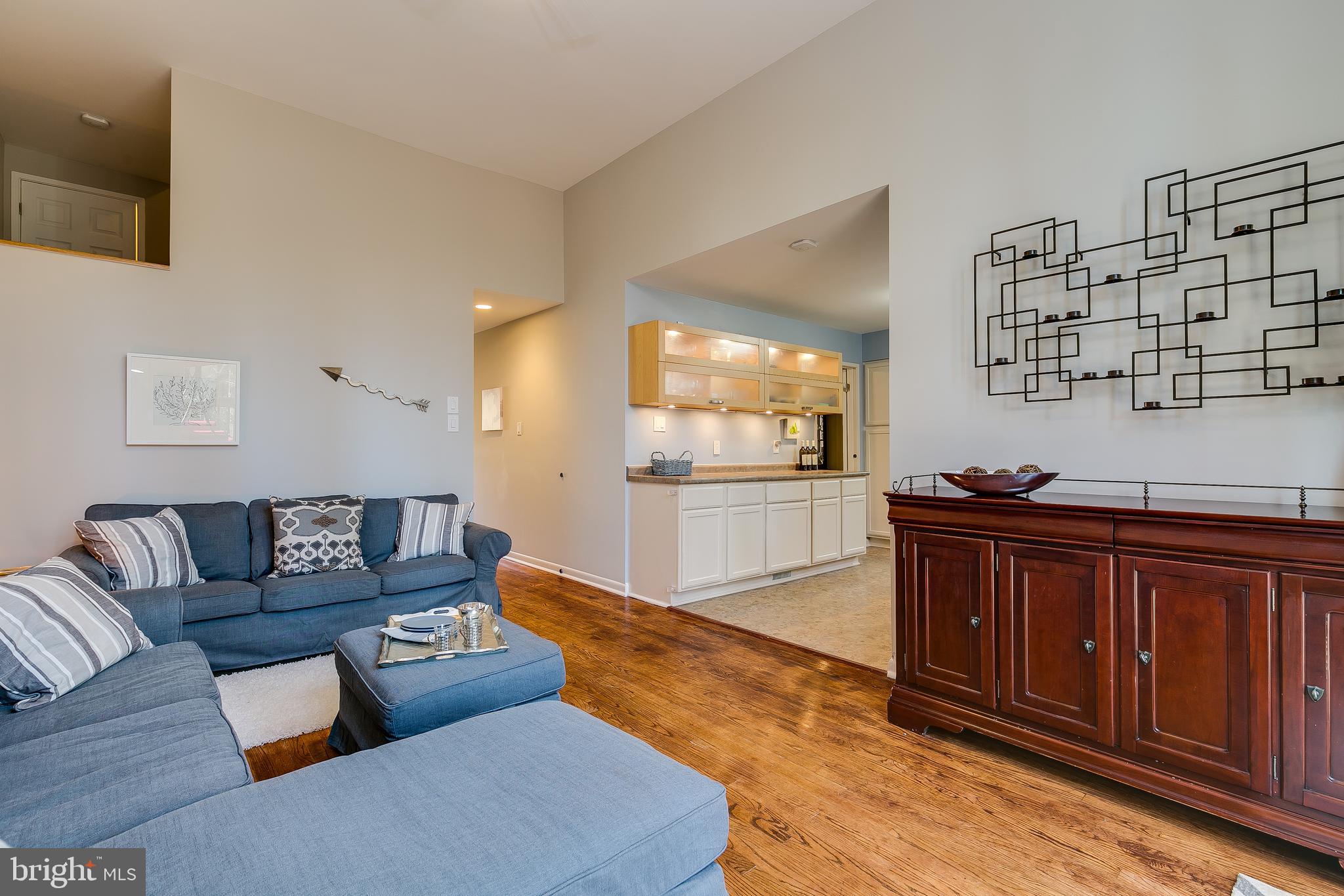1589 Inlet Court Reston, VA 20190 - Photo 12 of 36 Overlook to the family room