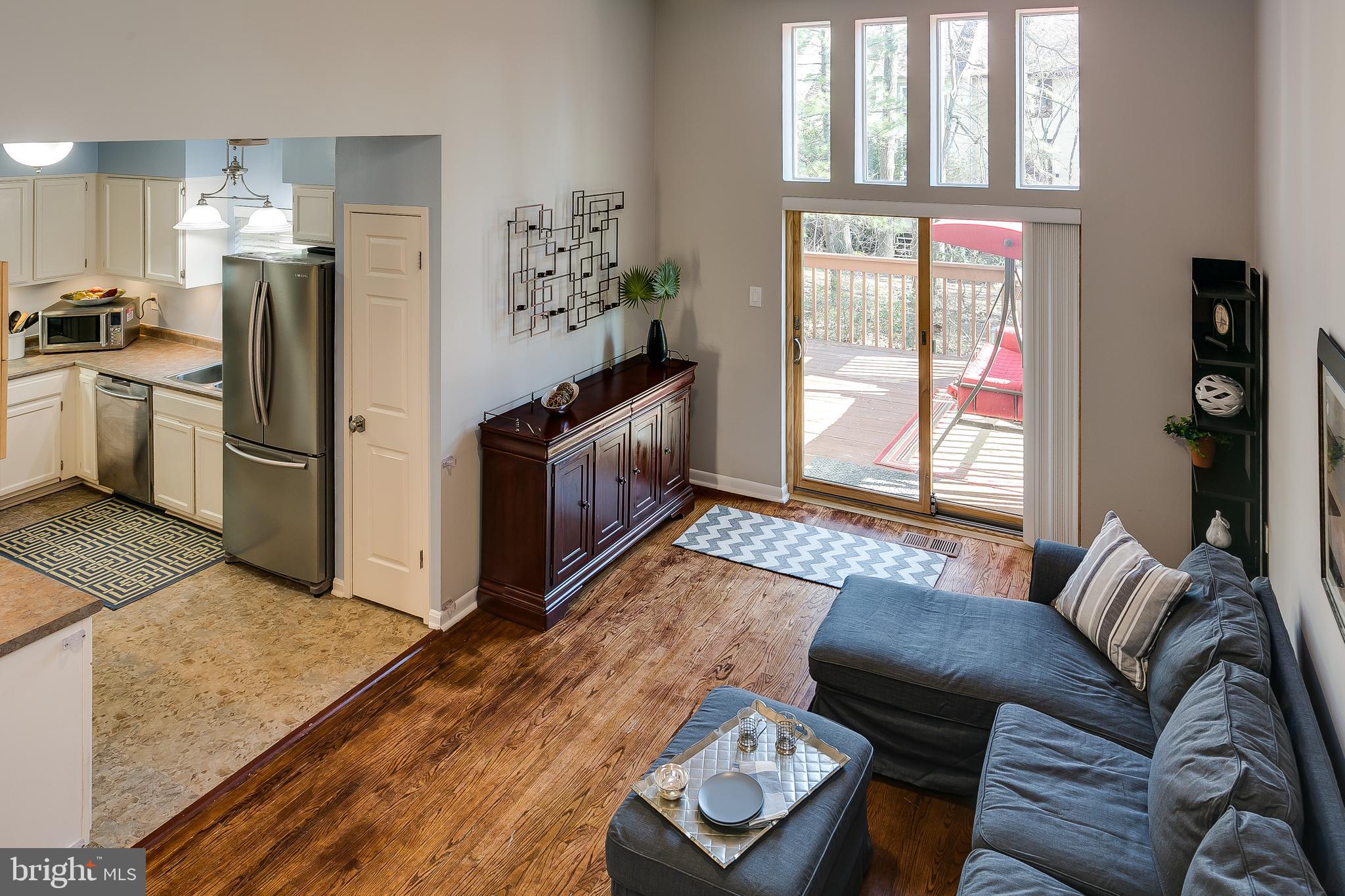 1589 Inlet Court Reston, VA 20190 - Photo 3 of 36 Dramatic two-story family room