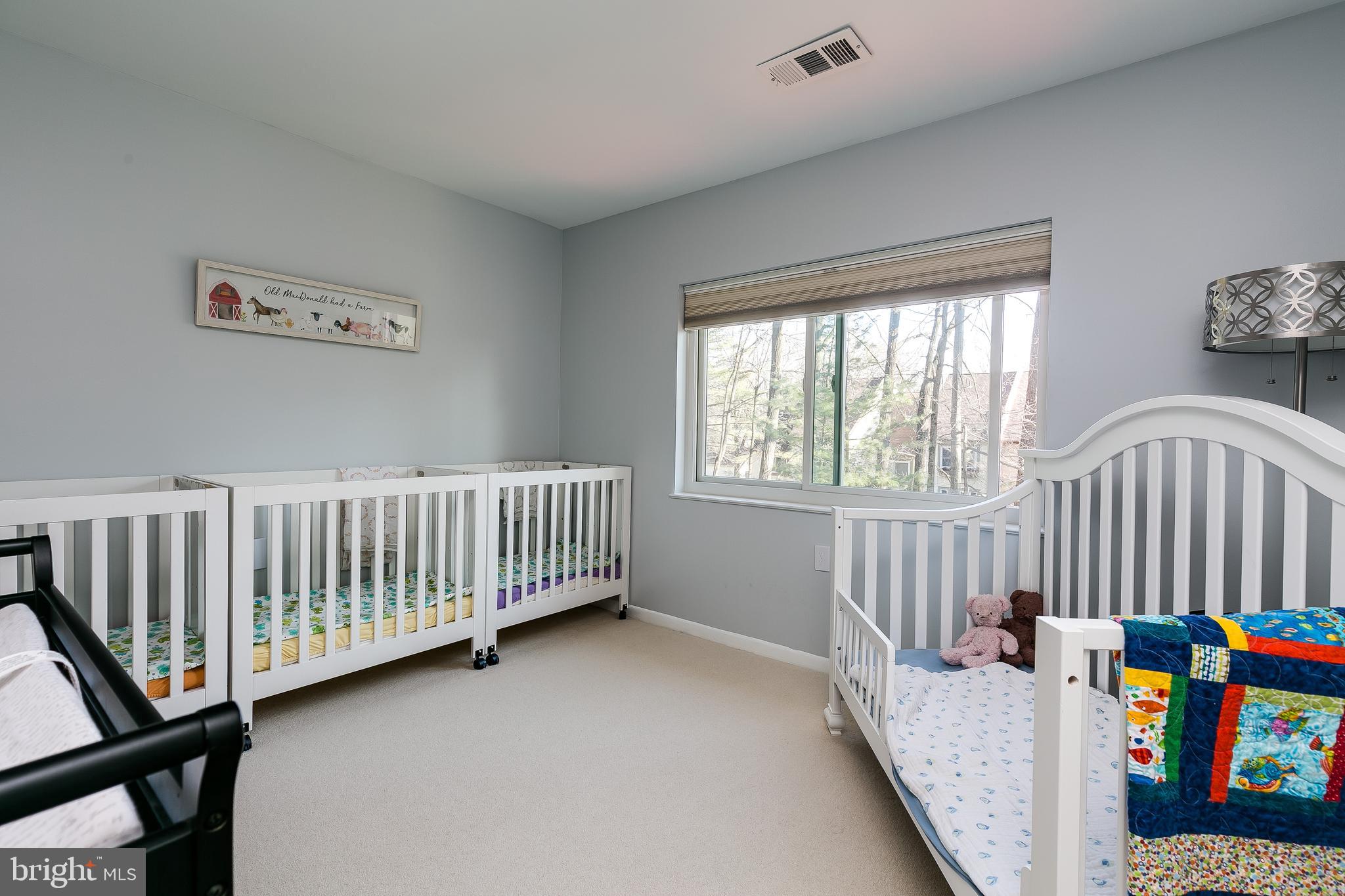1589 Inlet Court Reston, VA 20190 - Photo 20 of 36 4th Bedroom