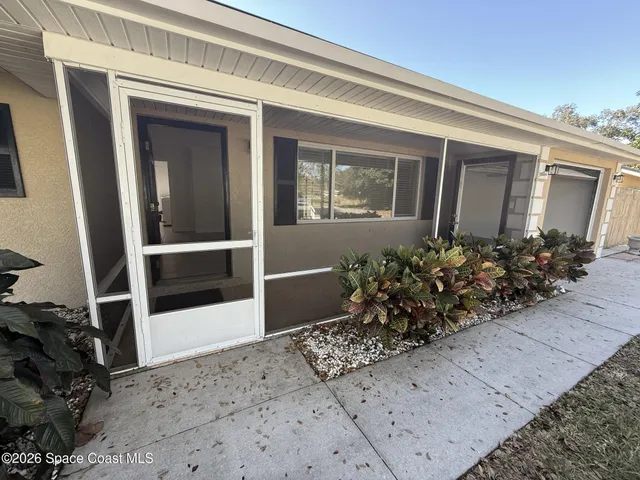 a view of a entryway door of the house