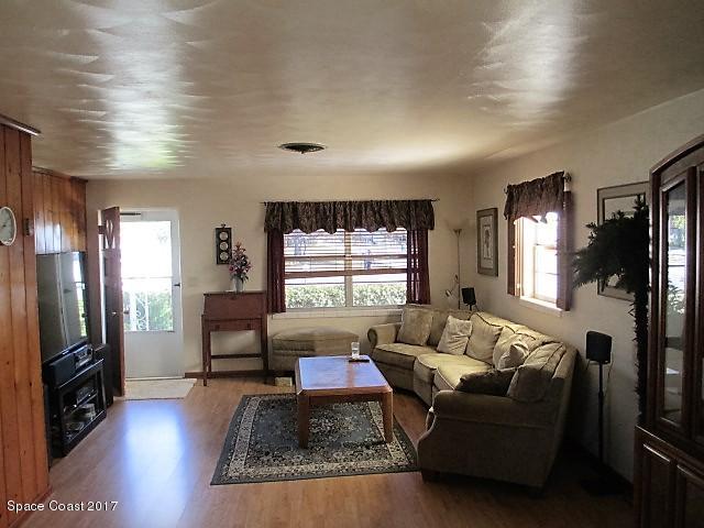 1882 Croton Road Melbourne, FL 32935 - Photo 4 of 37 j lv