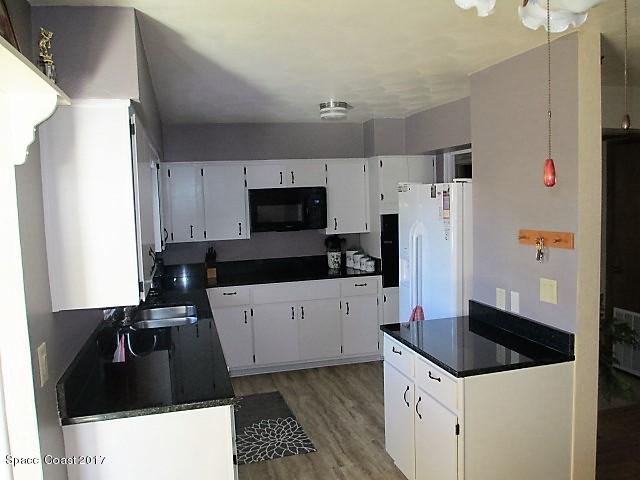 1882 Croton Road Melbourne, FL 32935 - Photo 10 of 37 j kit 2