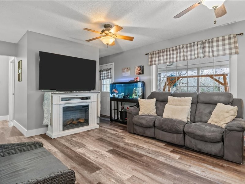 40 Long Point Road Linden, TN 37096 - Photo 16 of 40