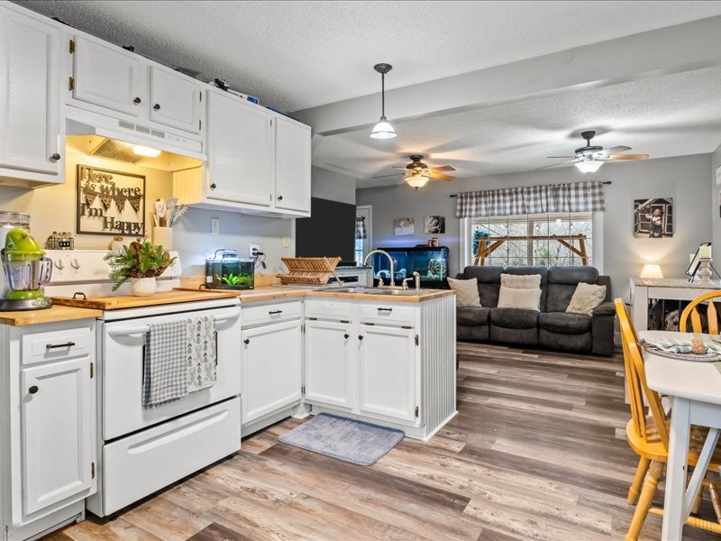 40 Long Point Road Linden, TN 37096 - Photo 7 of 40