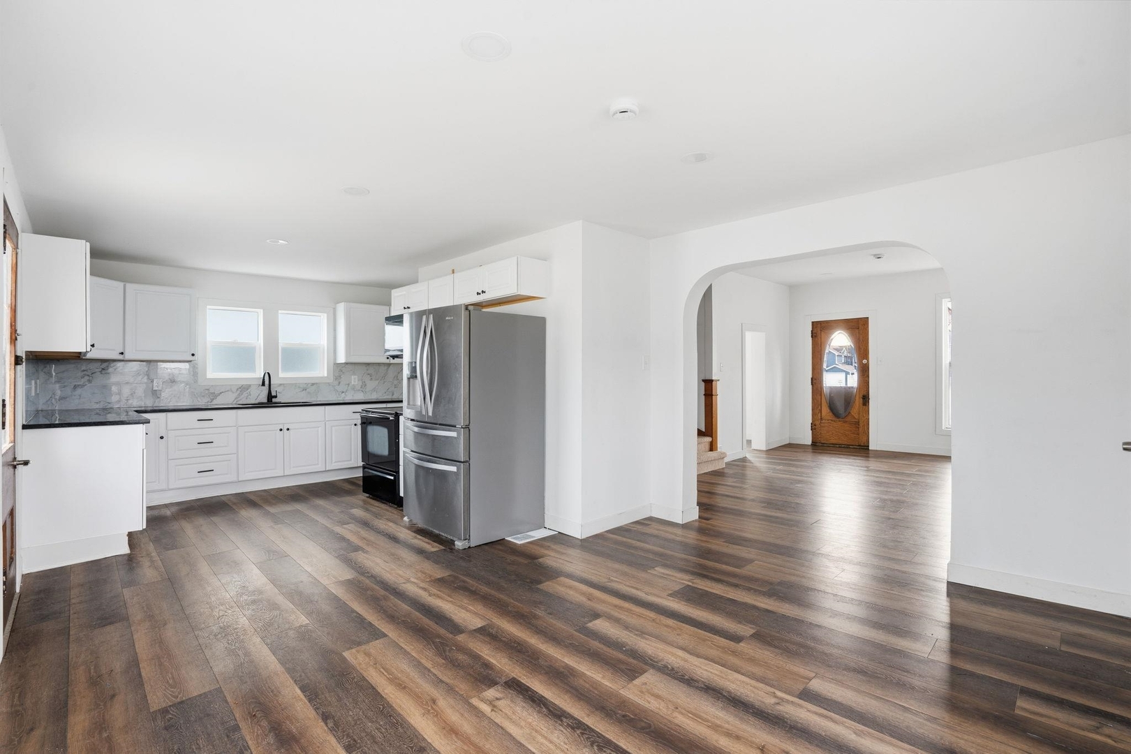 807 14th Avenue Fulton, IL 61252 - Photo 8 of 24