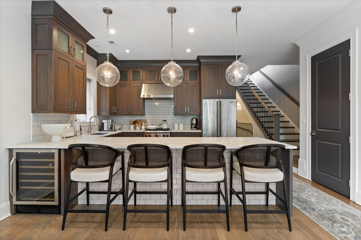 2455 North Racine Avenue, Unit 3 Chicago, IL 60614 - Photo 9 of 24