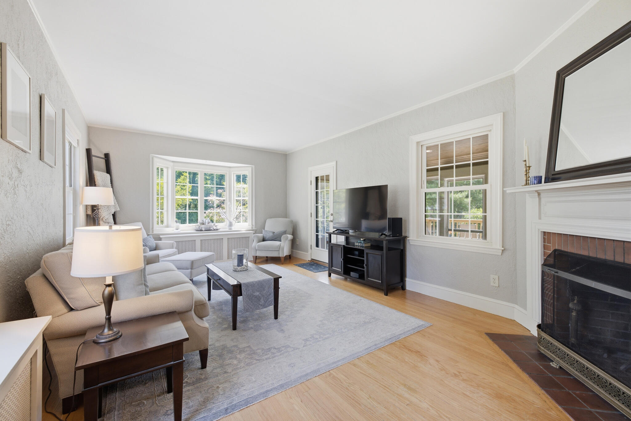 74 Fletcher Street Kennebunk, ME 04043 - Photo 18 of 43 Living Room