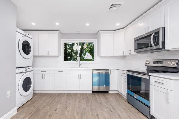 $4,500 | 335-337 Windsor Street, Unit 337, Cambridge, MA 02141