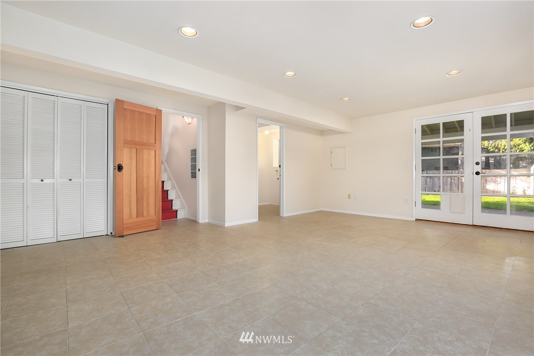18501 129th Place Southeast Renton, WA 98058 - Photo 17 of 21 Gallery Image 17