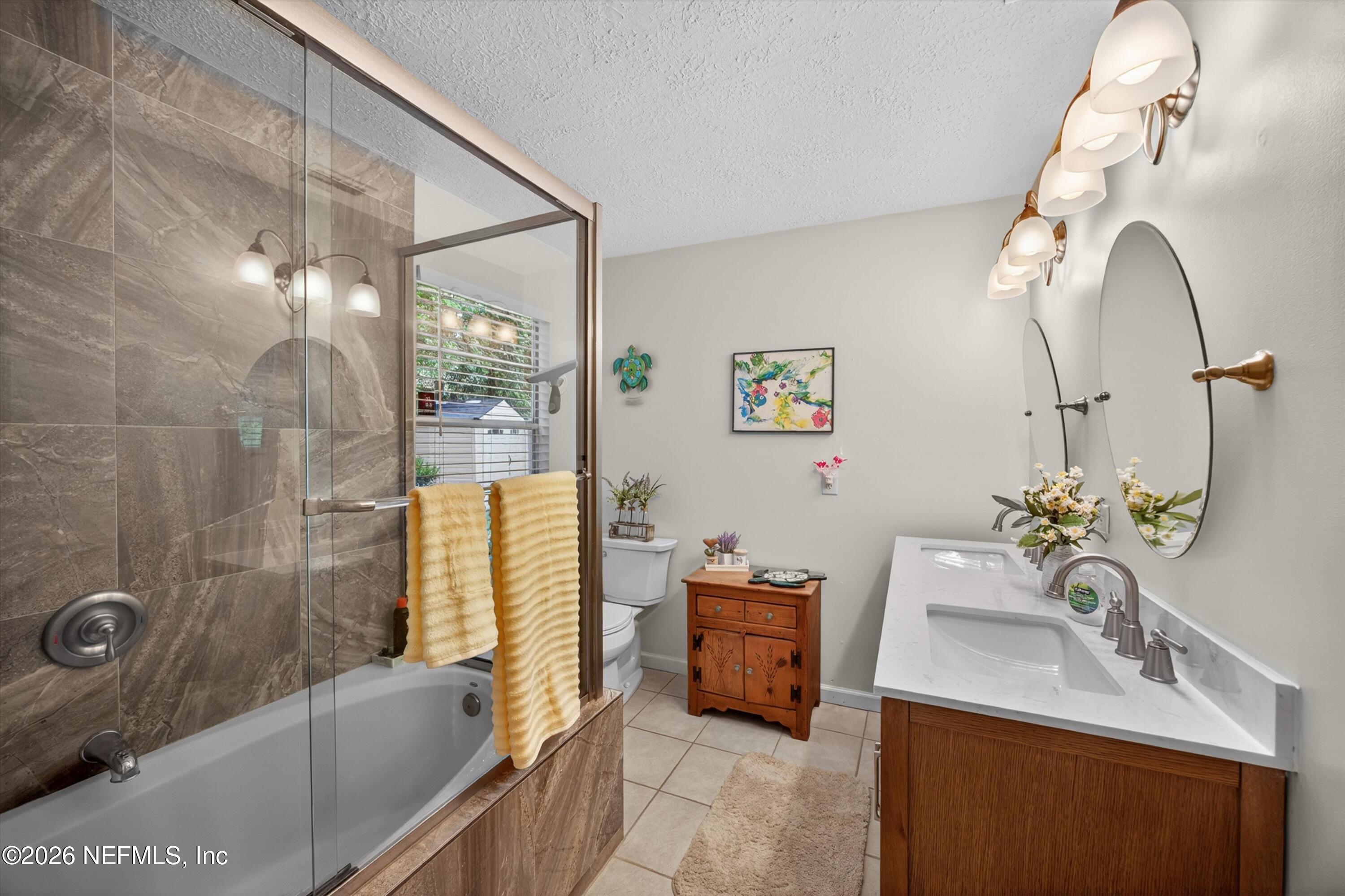 2140 Tom Thumb Road Middleburg, FL 32068 - Photo 25 of 47 Primary Bathroom 1