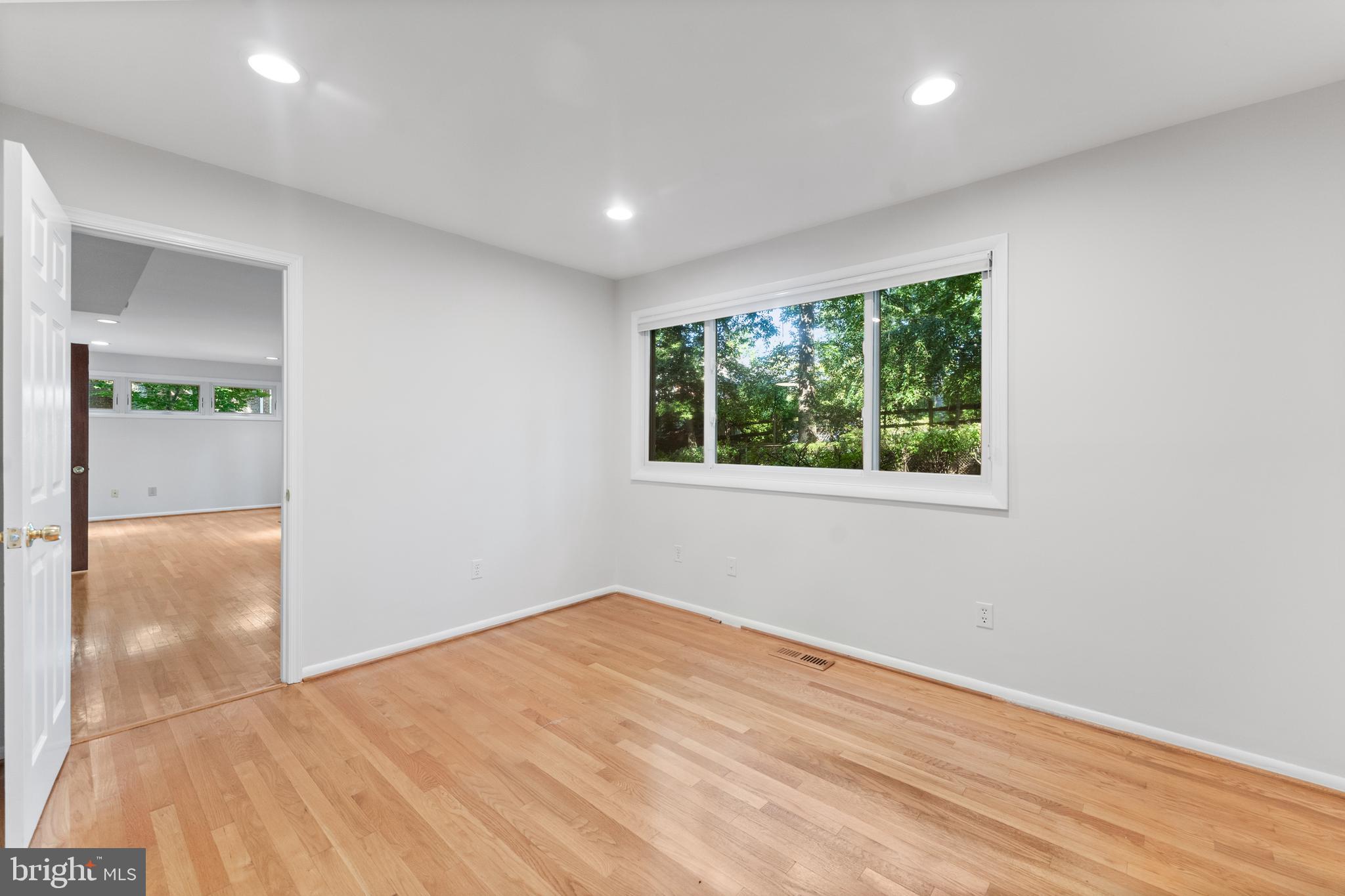 1707 Myrtle Road Silver Spring, MD 20902 - Photo 24 of 33 Main Level Bonus Room #2