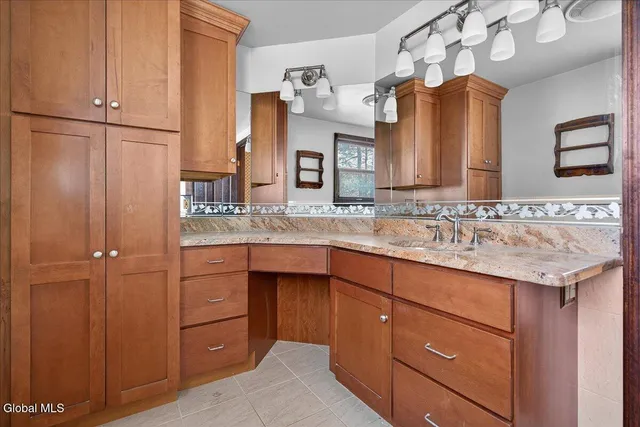 $424,900 | 17 Belmonte Lane, Clifton Park, NY 12065