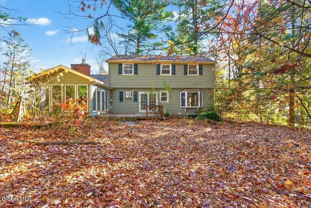 $424,900 | 17 Belmonte Lane, Clifton Park, NY 12065