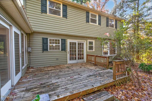 $424,900 | 17 Belmonte Lane, Clifton Park, NY 12065