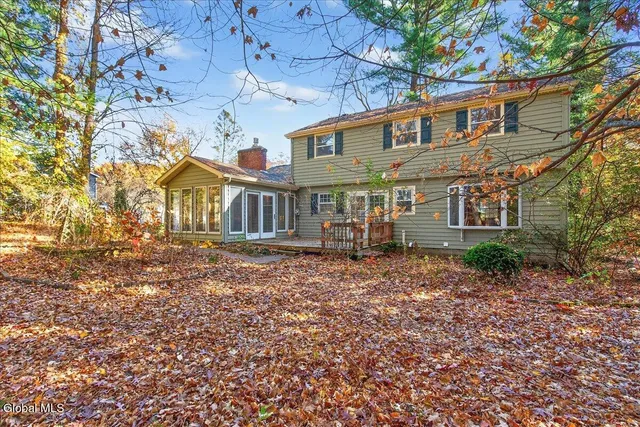 $424,900 | 17 Belmonte Lane, Clifton Park, NY 12065