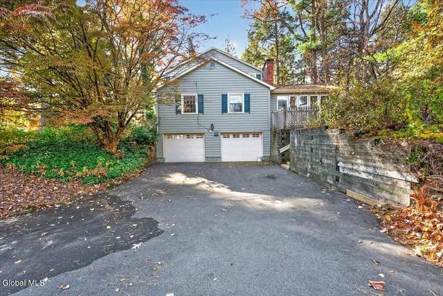 $424,900 | 17 Belmonte Lane, Clifton Park, NY 12065