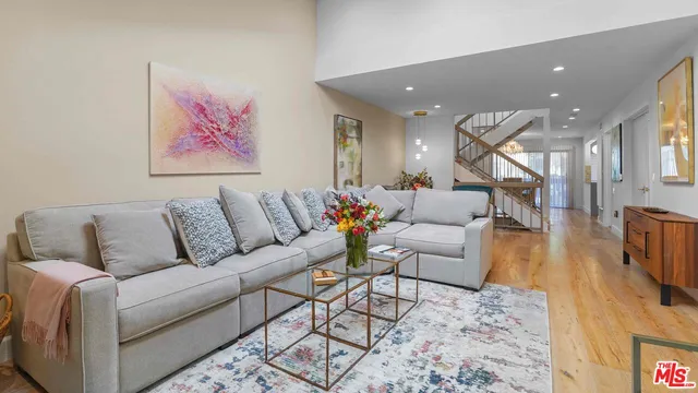 $1,399,975 | 4907 St Louis Court, Culver City, CA 90230