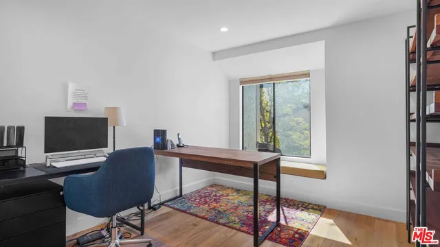 $1,399,975 | 4907 St Louis Court, Culver City, CA 90230