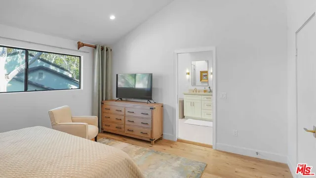 $1,399,975 | 4907 St Louis Court, Culver City, CA 90230