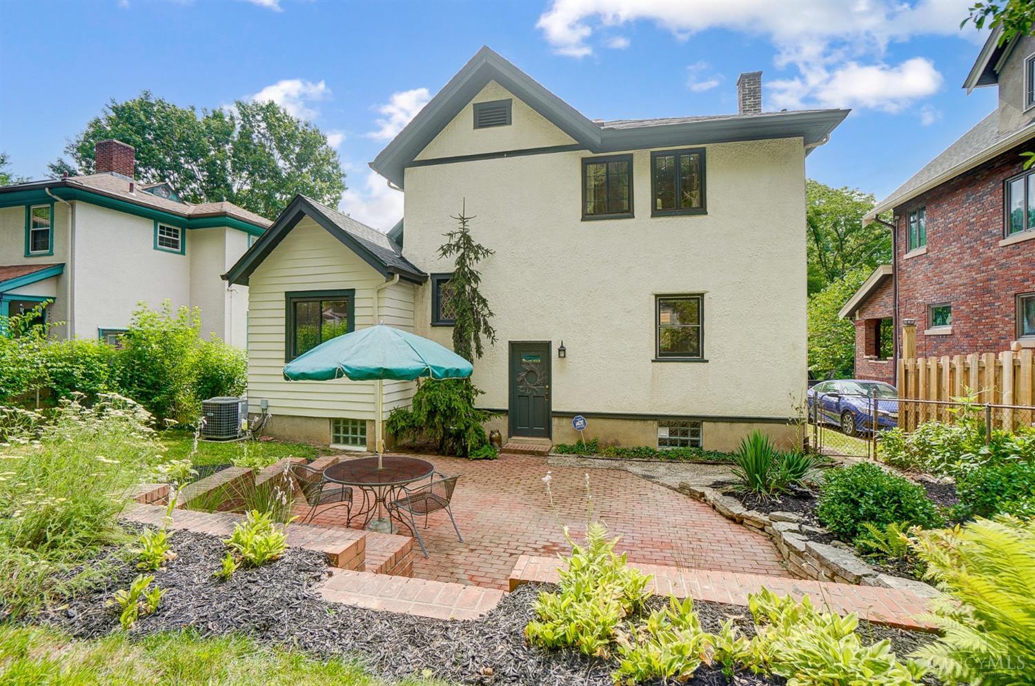6013 Robison Road Cincinnati, OH 45213 - Photo 10 of 36 Gallery Image 10