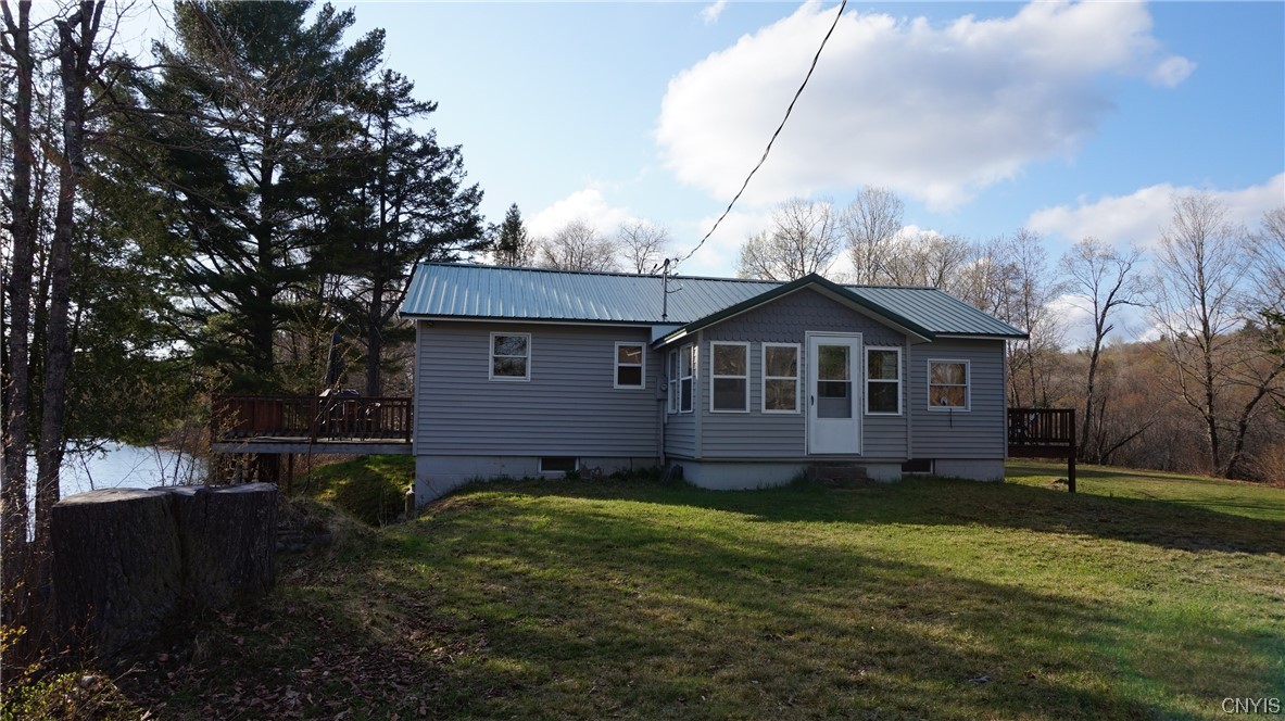 40 Caster Drive, Redfield, NY 13437 Compass