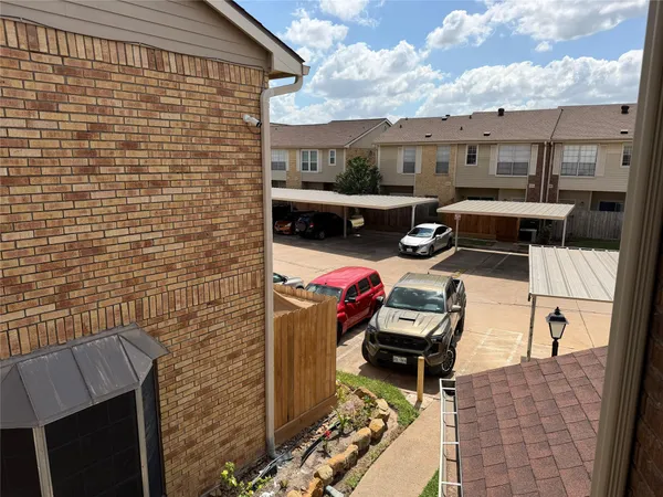 $1,350 | 3600 Jeanetta Street, Unit 804, Houston, TX 77063