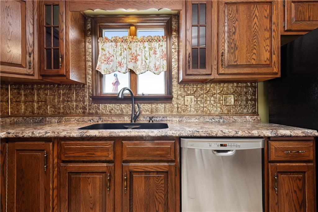 636 Fleming Road Sarver, PA 16055 - Photo 13 of 25