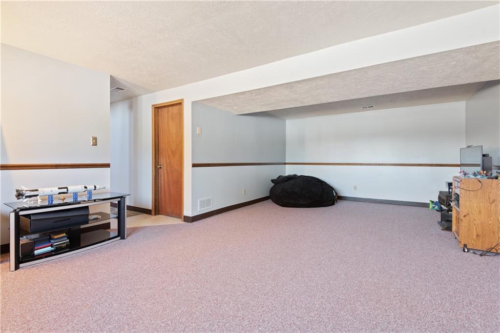 636 Fleming Road Sarver, PA 16055 - Photo 21 of 25
