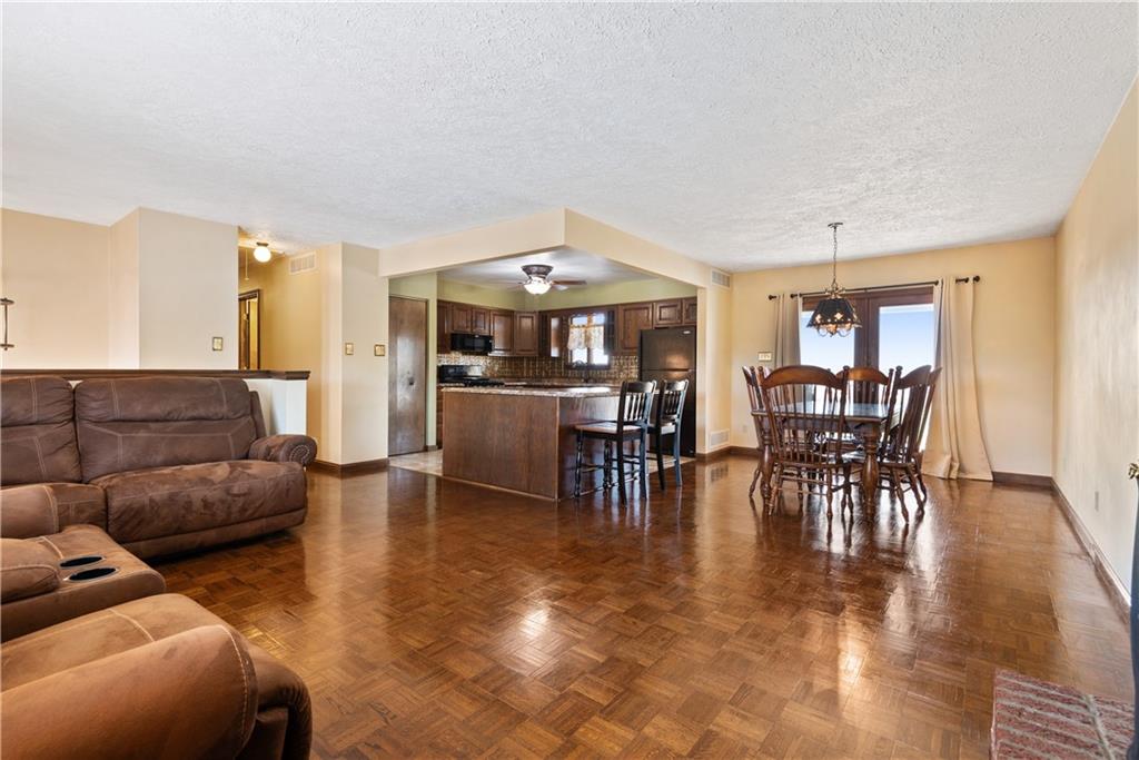 636 Fleming Road Sarver, PA 16055 - Photo 8 of 25