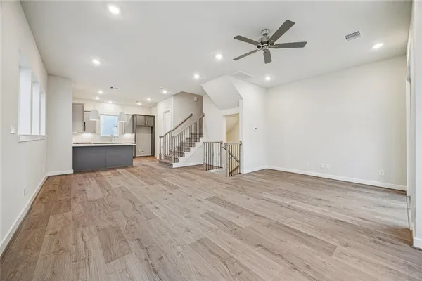 $3,300 | 3075 Hicks Street, Houston, TX 77007