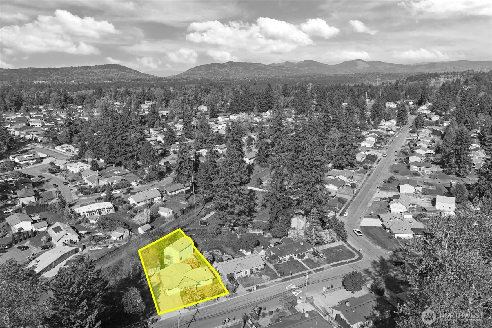 16022 126th Avenue Southeast Renton, WA 98058 - Photo 32 of 35 a view of a city