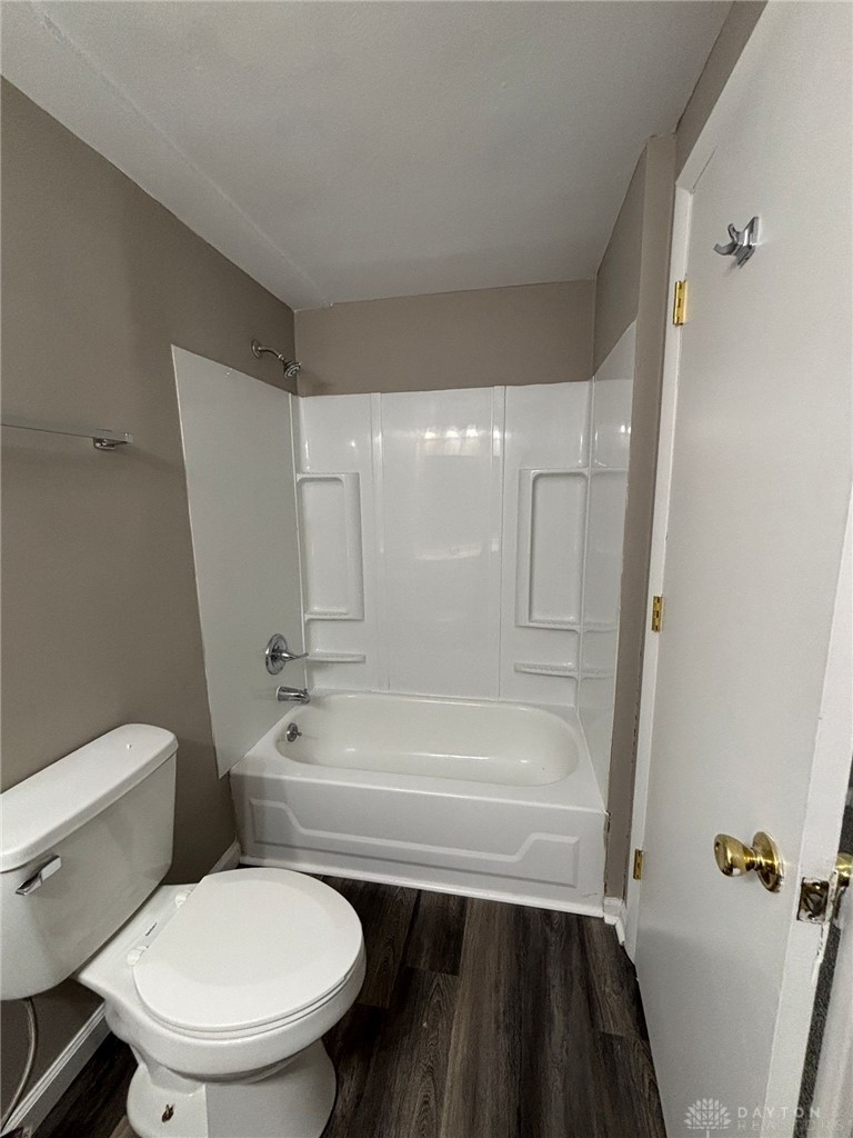 6435 Highbury Road Huber Heights, OH 45424 - Photo 27 of 37