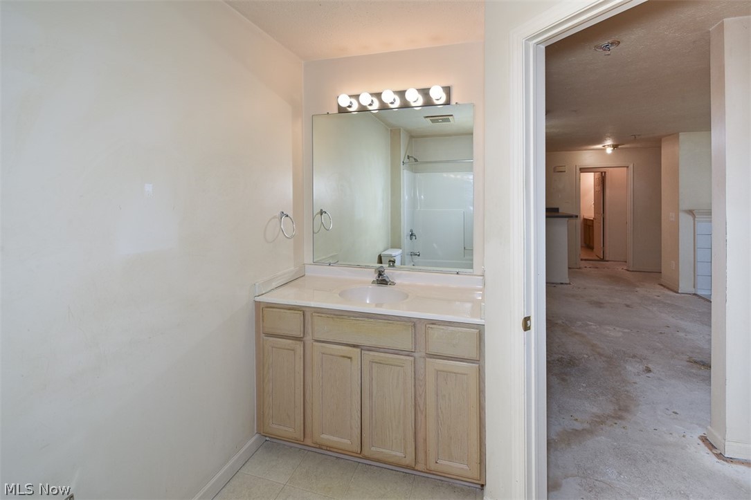 29828 Center Ridge Road, Unit 217 Westlake, OH 44145 - Photo 17 of 35 Gallery Image 17