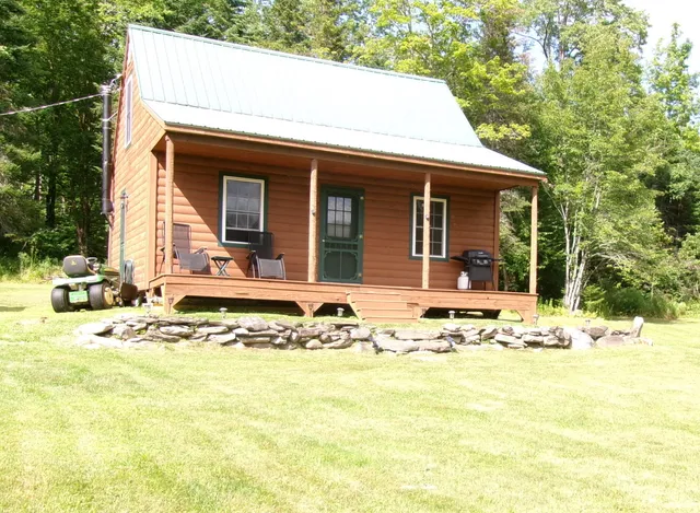 $249,000 | 101 Thompson Road, Harmony, ME 04942