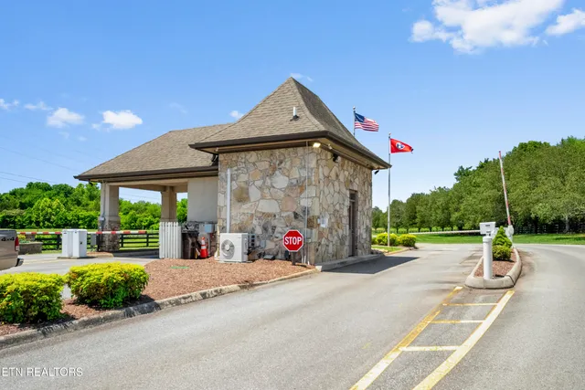 $99,900 | 220 Grandville Court, Vonore, TN 37885