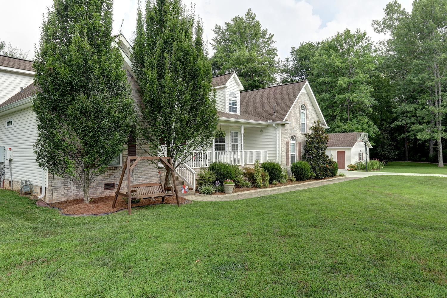 124 Ben Albert Road Cottontown, TN 37048 - Photo 4 of 29 Gallery Image 4